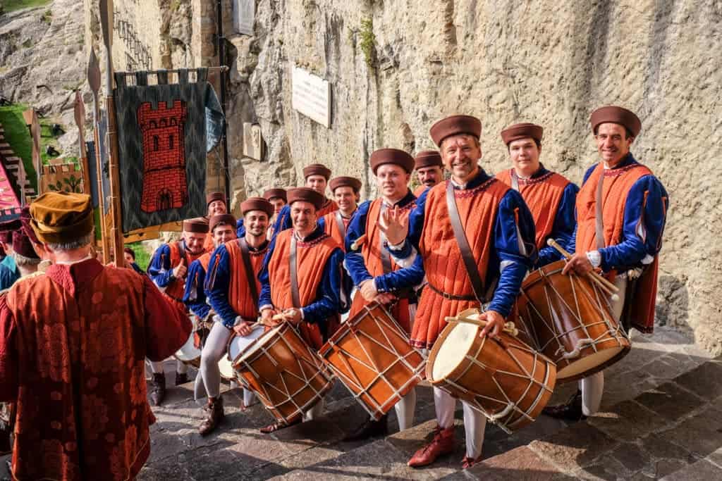 Tradiciones Y Cultura De San Marino Religi N Fiestas Costumbres Y M S