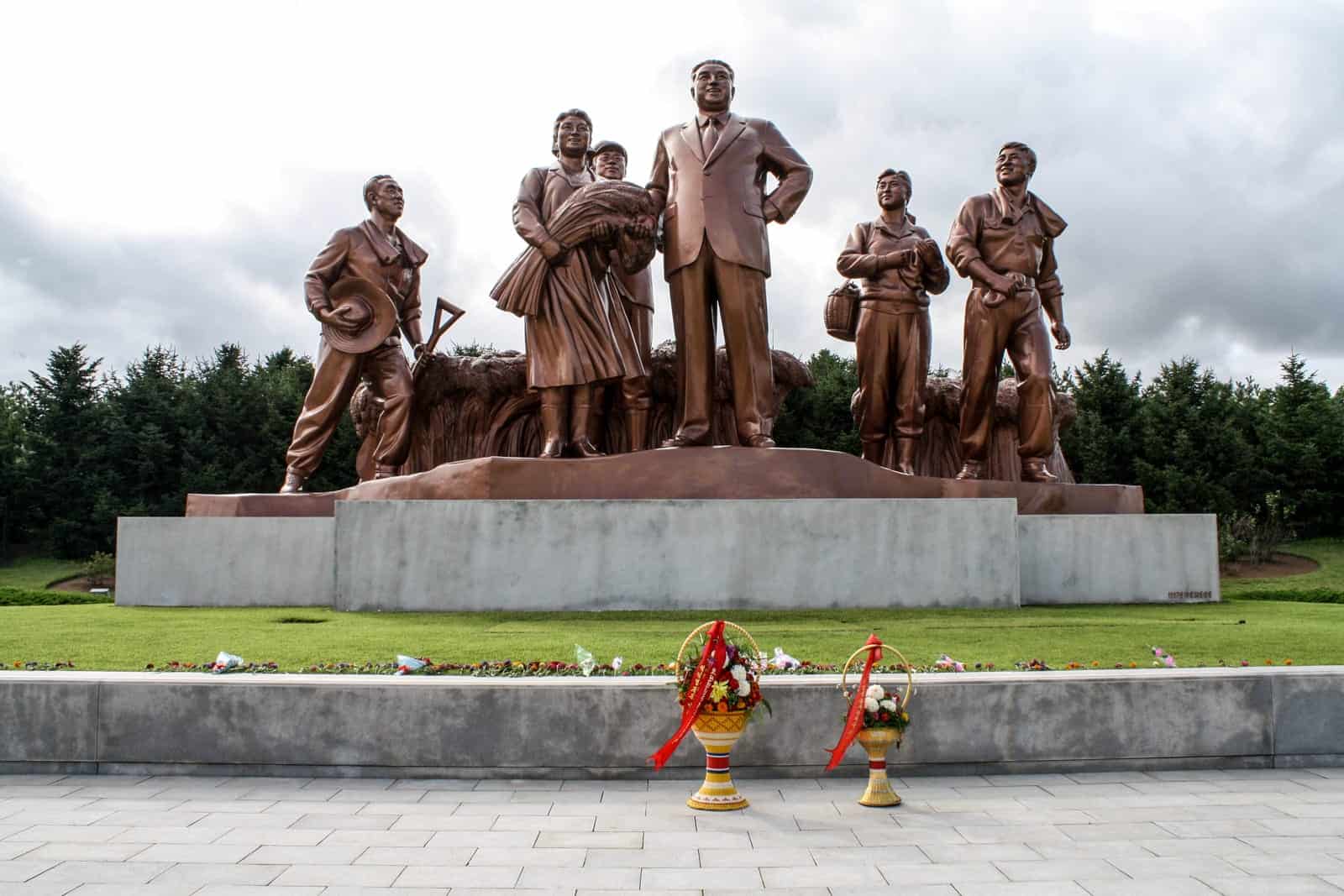 Statue in Kim Il Sung in DPRK North Korea